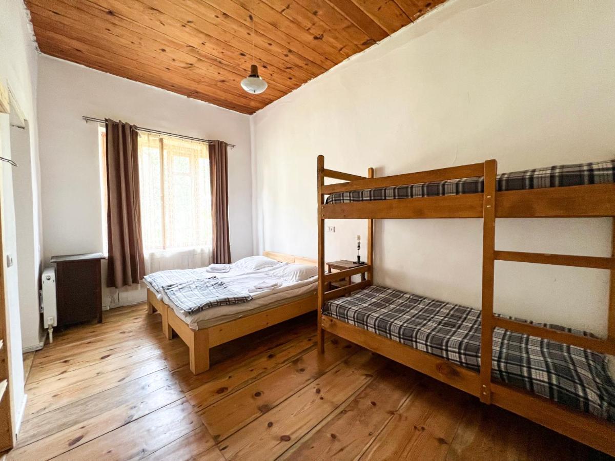 Guest House Svan-Ski Mestia Buitenkant foto